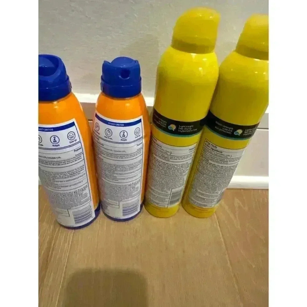 Banana Boat Ultra Sport Sunscreen Spray + Neutrogena Beach Defense - Pack of 4 - Picture 4 of 4